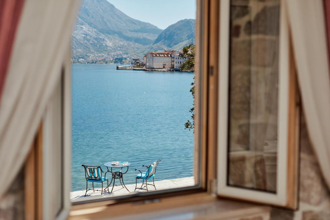 Hotel Libertas Kotor Exterior foto